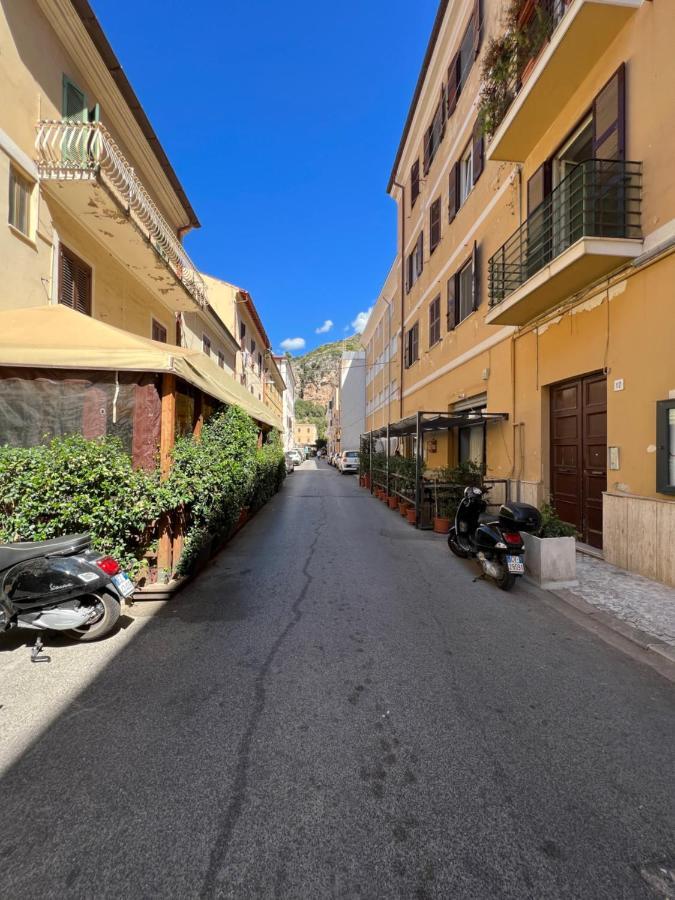 Sea Apartments Terracina Buitenkant foto